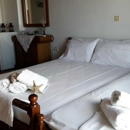Rena * Xirokástellon
